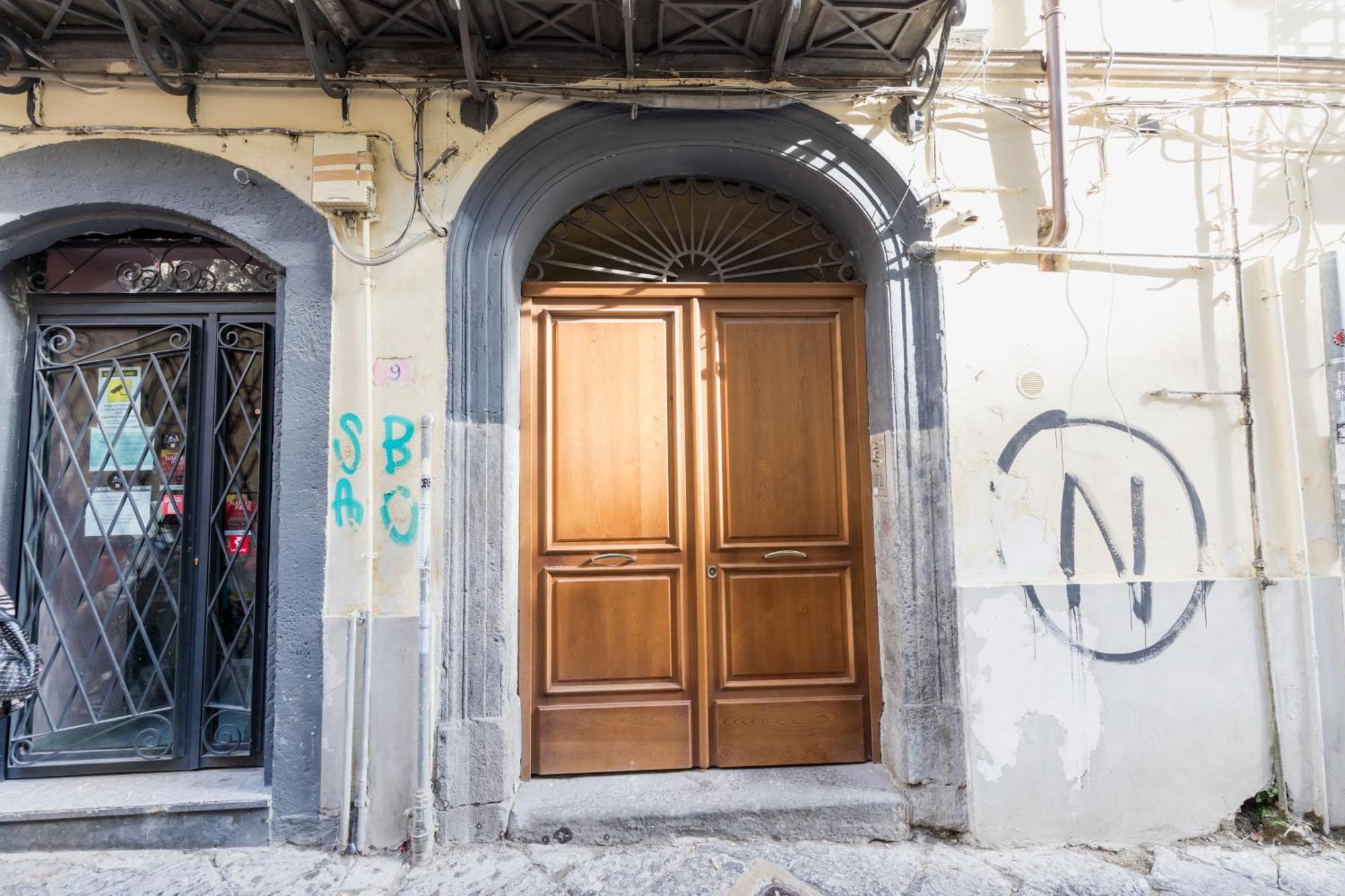 O' Munasterio E Santa Chiara Napoli Esterno foto